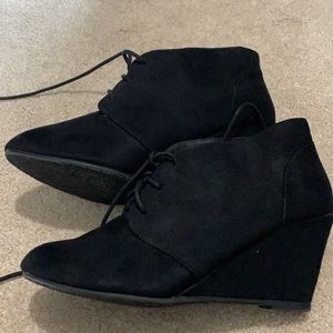black booties